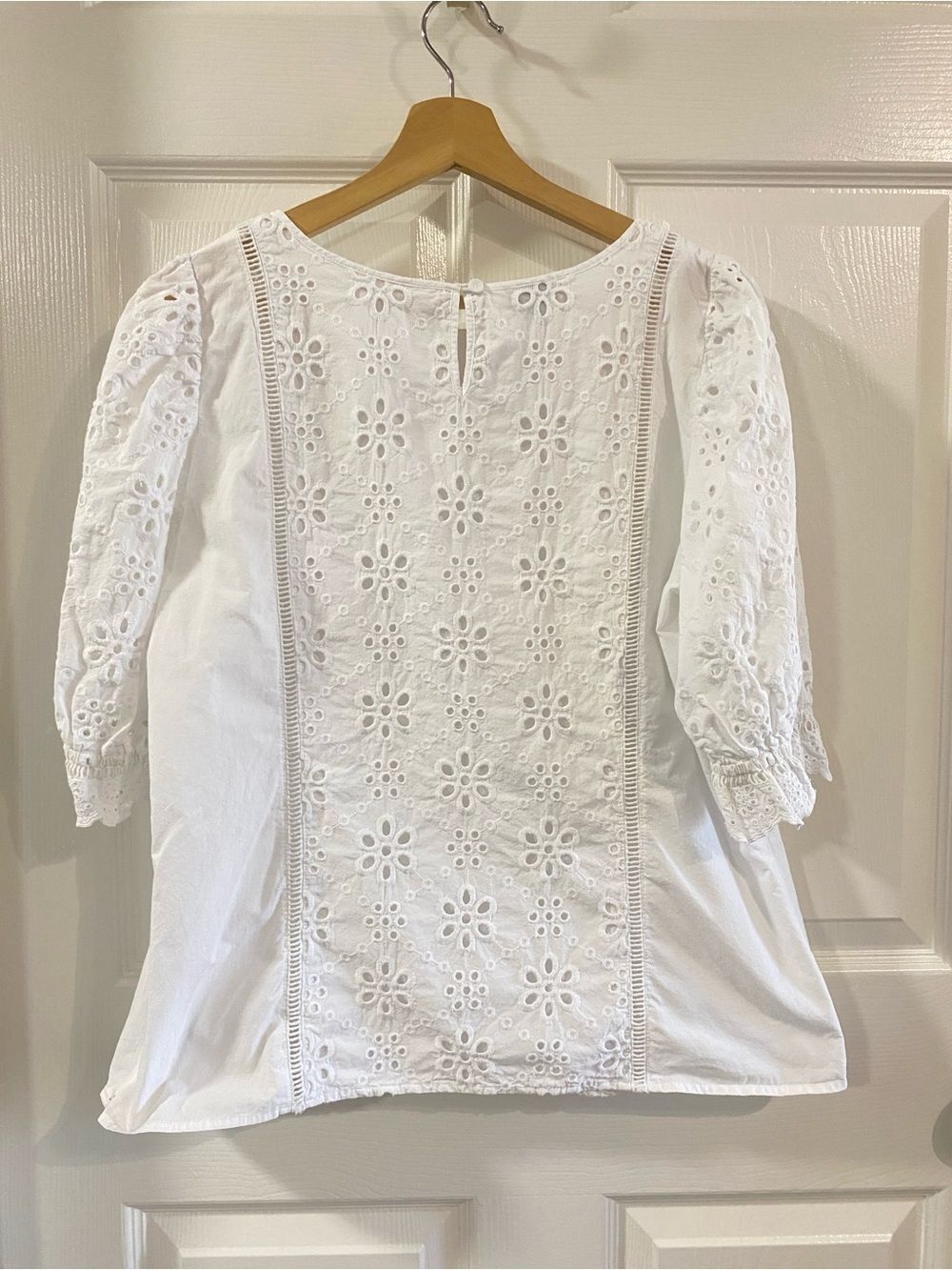 NWOT TALBOTS WMNS L Eyelet Lace White Blouse Puff Sleeves 100% COTTON - Picture 5 of 6